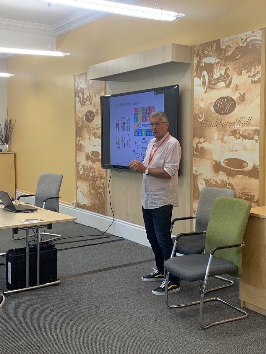 jobsatteam's tweet photo. Do you want to develop and lead winning cultures to drive great business outcomes? π @mileslloyd is the man who has the answers, he reveals all at this years #TheTEAMNetwork π https://t.co/JiFwBJV1YV