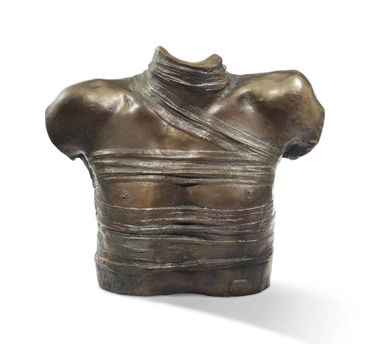 statues are so annoying like i want to wear it