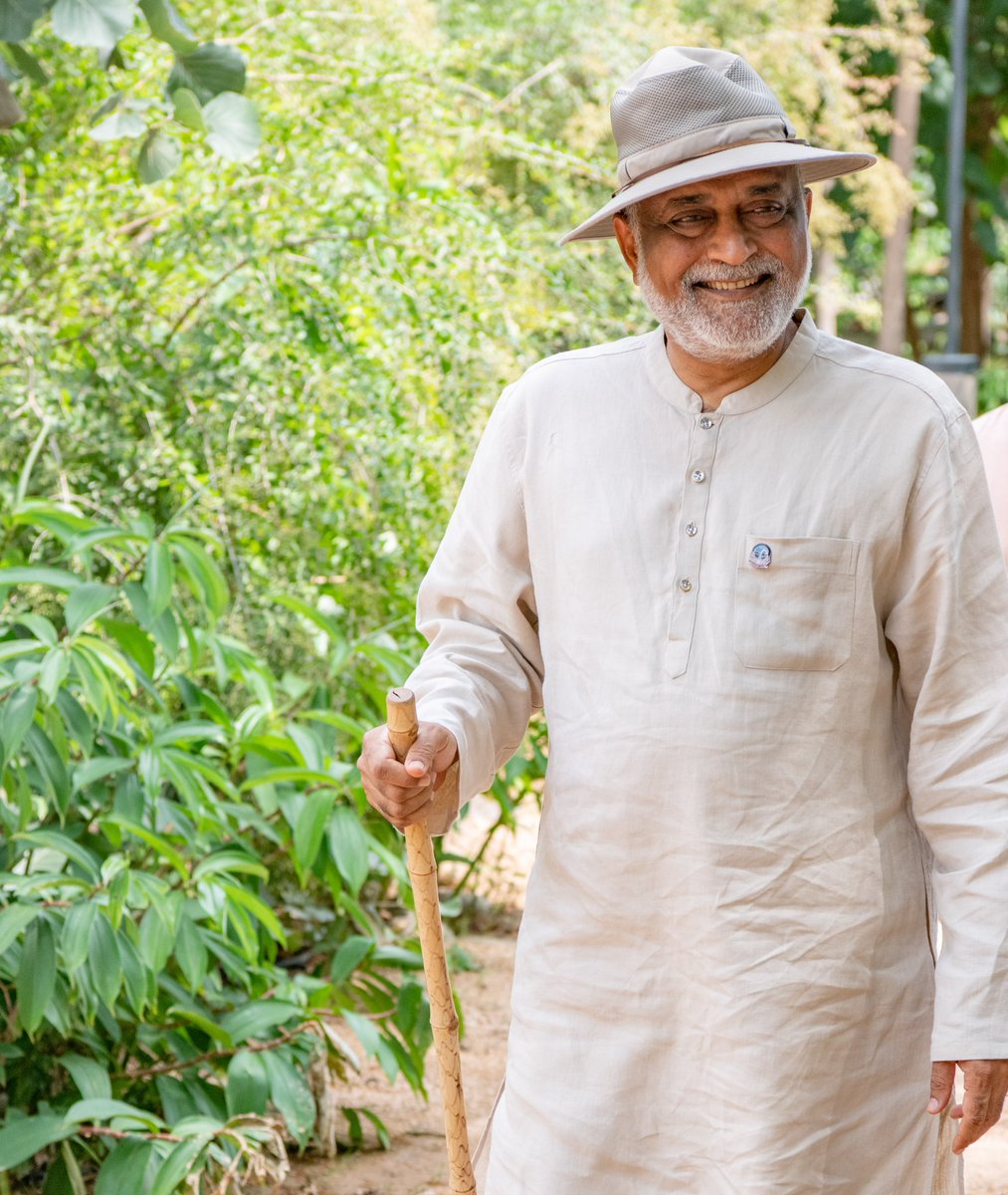 kamleshdaaji's tweet photo. We create our destiny by our everyday thoughts, our wishes, what attracts us and repels us, and our likes and dislikes.

@heartfulness 

#Heartfulness #Daaji #Love #Destiny https://t.co/k0aLoReAPm