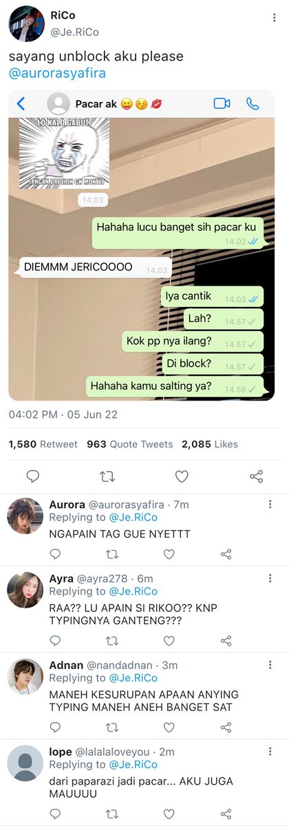 unknownctzen's tweet photo. ; Revolusi typing jamet

— Jeno ft. 00L few tweets au https://t.co/03hguAb41o