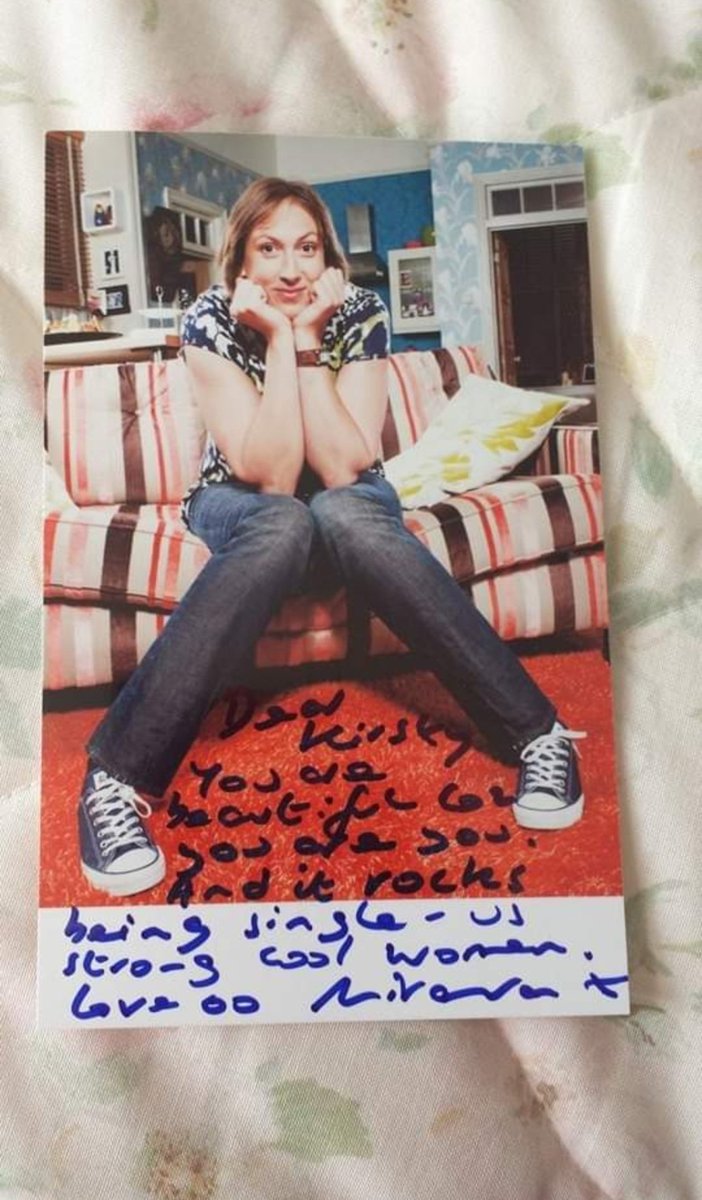 KizzyLou_'s tweet photo. Facebook reminded me it's 7 years today since i had this reply off @mermhart and it's still one of my favourite things! Love her so much, i always watch Miranda when i need cheering up ๐๐ฅฐโค๏ธ #BlessedAndGrateful #loveoo https://t.co/knZtQwP2Ur