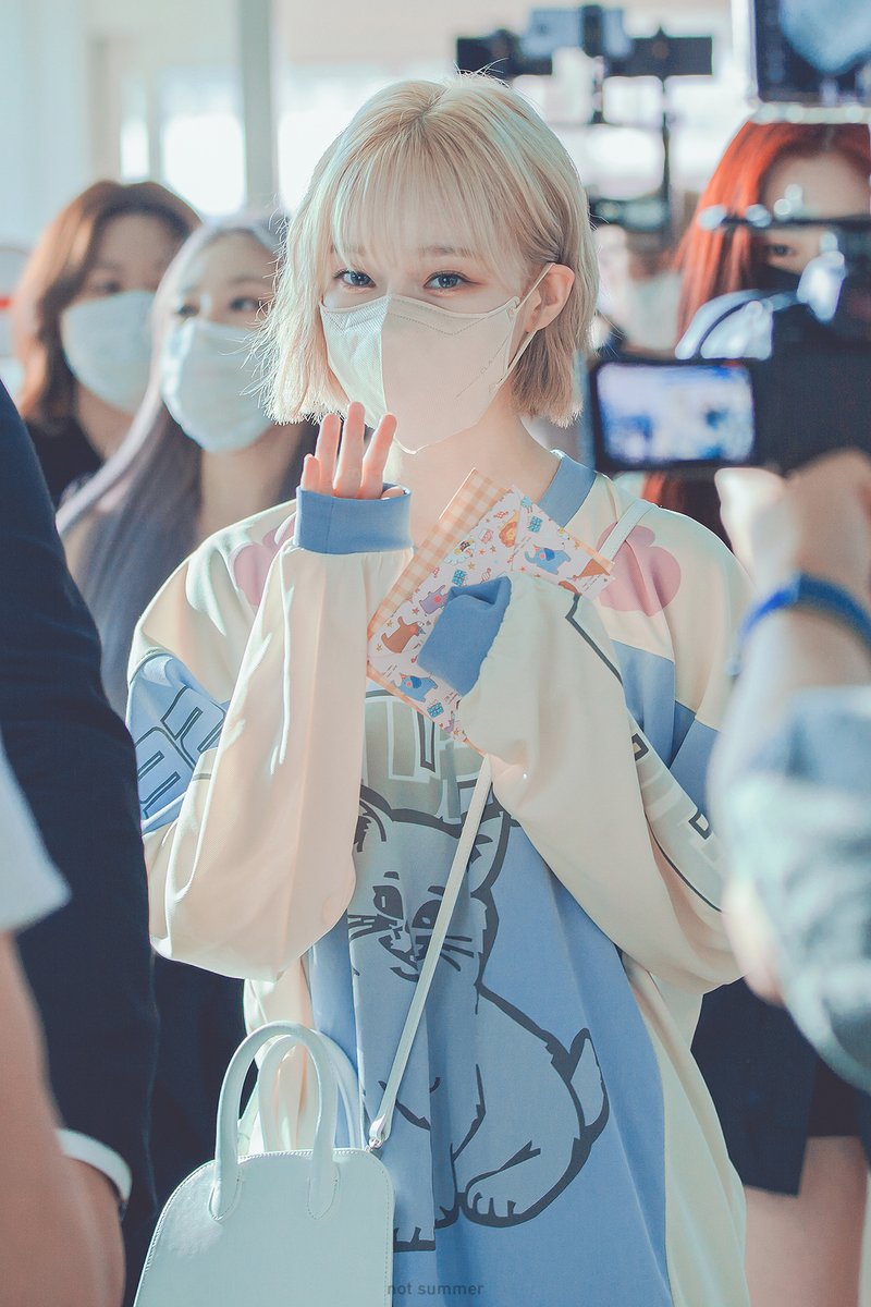 is_not_summer's tweet photo. 220624 #aespa #WINTER #에스파 #윈터 https://t.co/eXW7jGQzG5