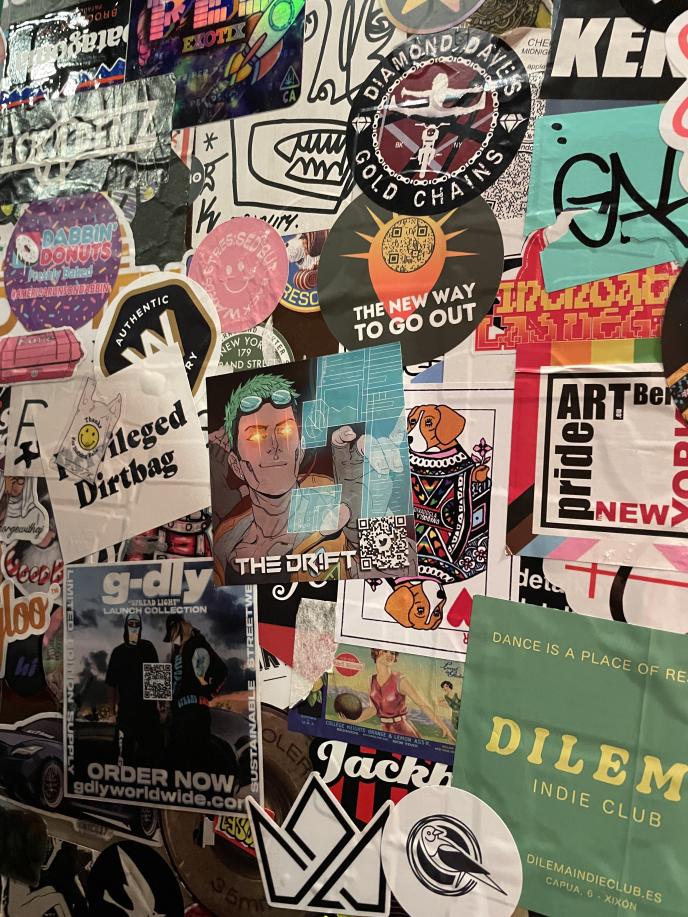 💥DRIFT LIST ALERT💥

For the laser-eyed R0N!Ns... 👁️👁️

If you spot our stickers around NFT NYC, DM us a picture and win a Drift List! 

#NFTNYC2022 #NFTNYC #NFT #WL