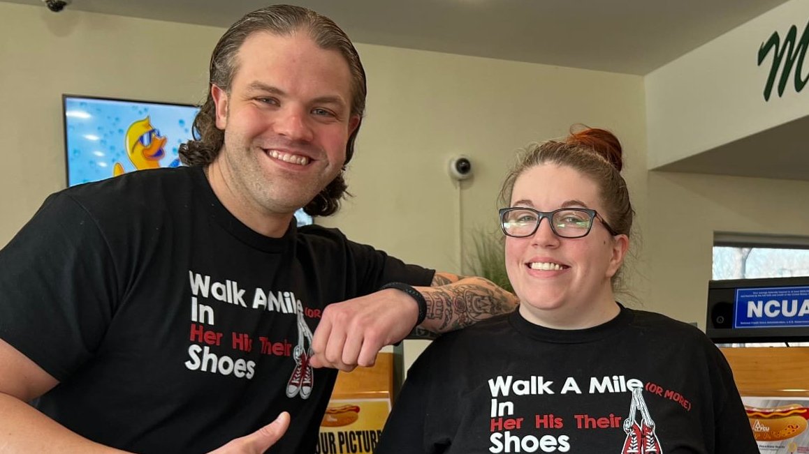 timberlandfcu's tweet photo. It's #FeelGoodFriday, and we wanted to show off a few of the faces that make TFCU so GREAT!
Come and visit our team and let us show you the Credit Union Philosophy - "People helping People"😊

#Friday #Theweekendhascomeuponus #TalkTimber #CreditUnion https://t.co/vmbEf8aQom