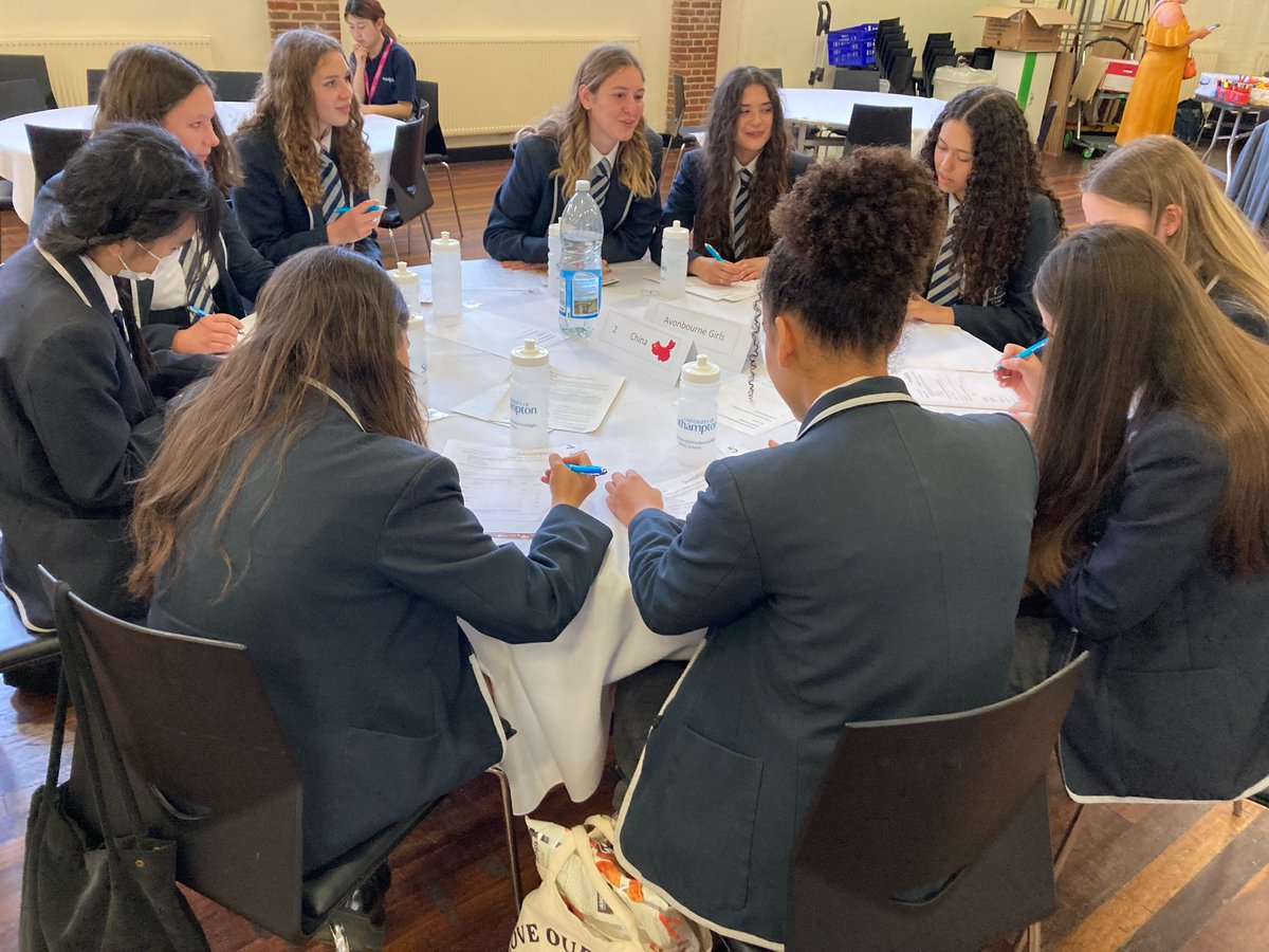 Avonbourne Boys' and Girls' Academies and USF tweet media