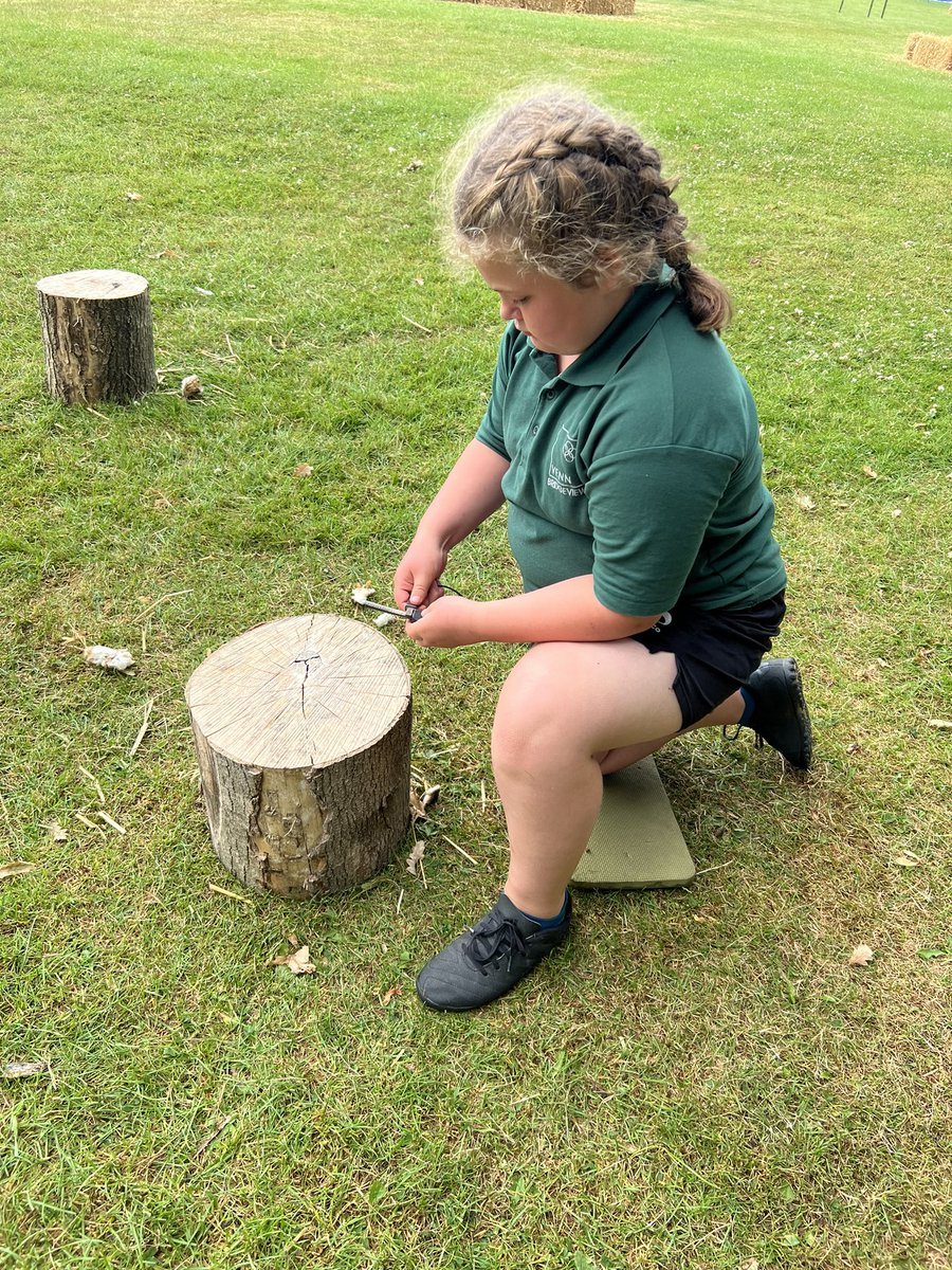 Bridgeview_Hull's tweet photo. #ClassInfinity had a brilliant time at #bigmalarkey this afternoon! From drawing to lighting fires, they loved it! @Hull_SLS βοΈπ₯ https://t.co/RQO0POzEik