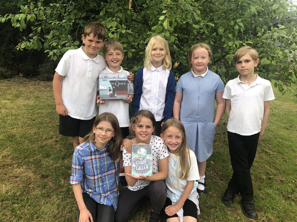 MosesLeanne's tweet photo. @SychdynSchool @LlyfrDaFabBooks Our Book Slam Team all together! We are extremely proud of our book discussers and advert creators for achieving 3rd place in the final!!! 🏆 We have loved working with these fabulous texts @ZillahBethell @Triaglog 📚 #LoveReading https://t.co/fGyWDxVQrk