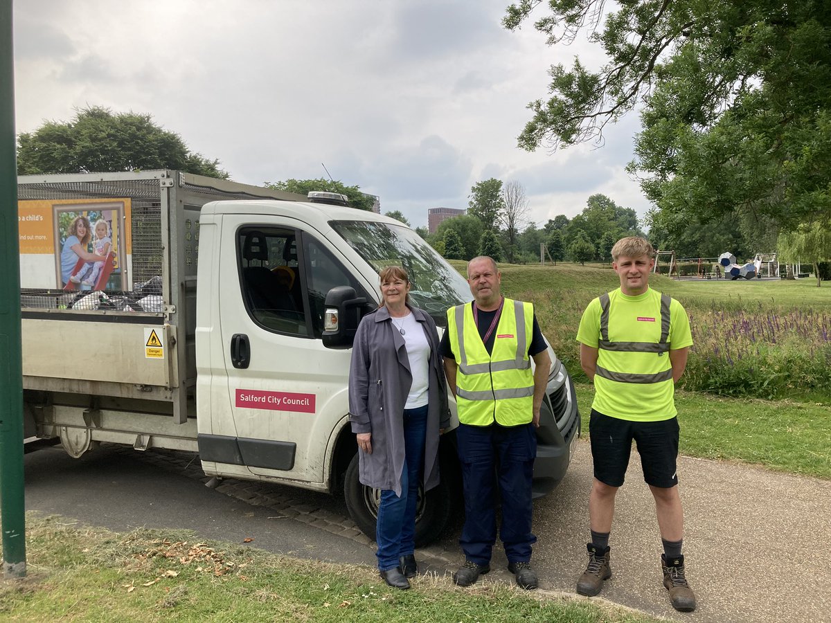 CllrBentham's tweet photo. Some of Salford’s amazing front line staff who I had the pleasure to meet today. Great set of people who are mainly Salford born and bred and work really hard for this City. The staff pictured have given a couple of hundred years service to Salford between them. Thank you! https://t.co/4Zf0BBo984