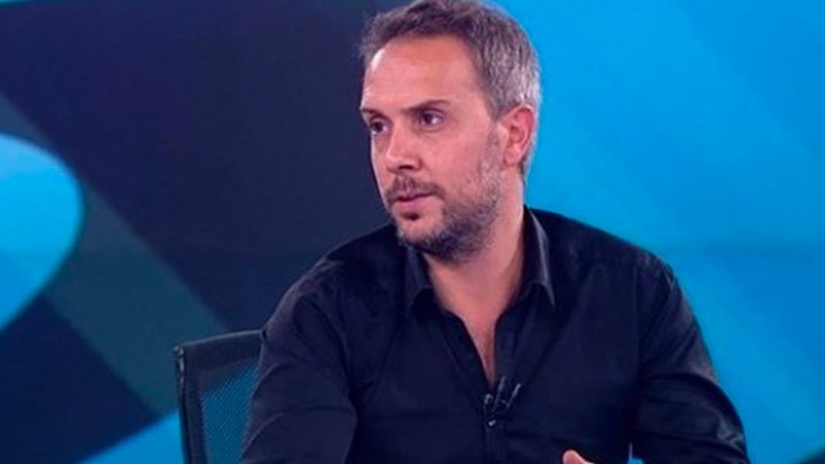 2002_klavye's tweet photo. Sabah gazetesi yazarı Melih Altınok, erken seçim tartışmalarına ilişkin olarak, "Son günlerde hükümete yakın oldukları söylenen çevreler tarafından Mayıs 2023 tarihi telaffuz ediliyor." değerlendirmesini yaptı. https://t.co/tgIIkJOWXM