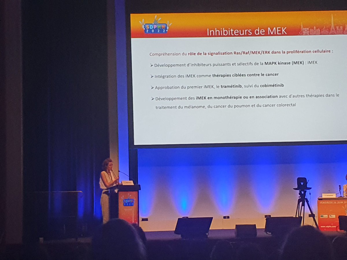 CERENEFMondor's tweet photo. Congrès SDPHN @SDermatopedia : intervention de @LauraFertitta @GHUMondor sur les #neurofibromatoses https://t.co/8gI3WzMzgN