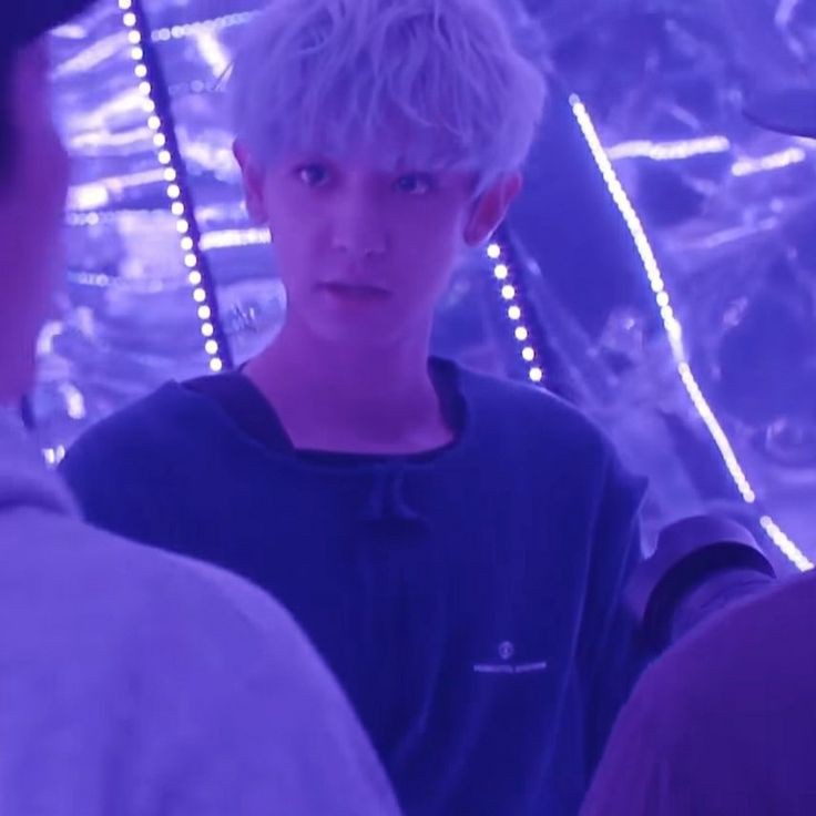 cyhourly's tweet photo. 엑소 박찬열  #CHANYEOL #찬열 
#박찬열 #엑소찬열 #チャニョル #灿烈 https://t.co/XxGzj6Uq27