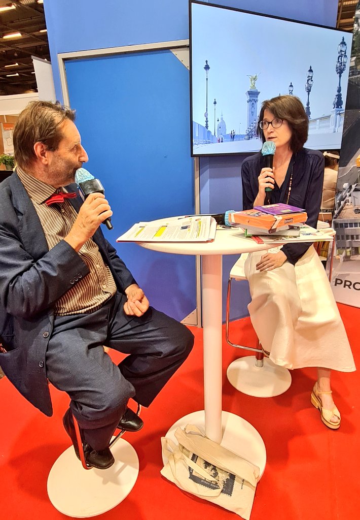 SegoleneHuchez's tweet photo. Salon #Paris #Philex2022 🗼
🎙 Les interviews se poursuivent sur la scène centrale...
avec Florence FRABOULET, Directrice de l' #Adphile... pour apprendre et s'amuser avec le #timbre
#timbres #collection #Passion #jeunesse https://t.co/tMUWqNvIZE