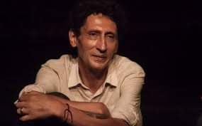 Con dolor despedimos al destacado actor y director teatral, Alexis Díaz de Villegas, quien falleció hoy en La Habana. La crítica y el público reconocieron el rigor de su desempeño en la escena teatral, el cine y la televisión. Nuestras condolencias a sus familiares y amigos.