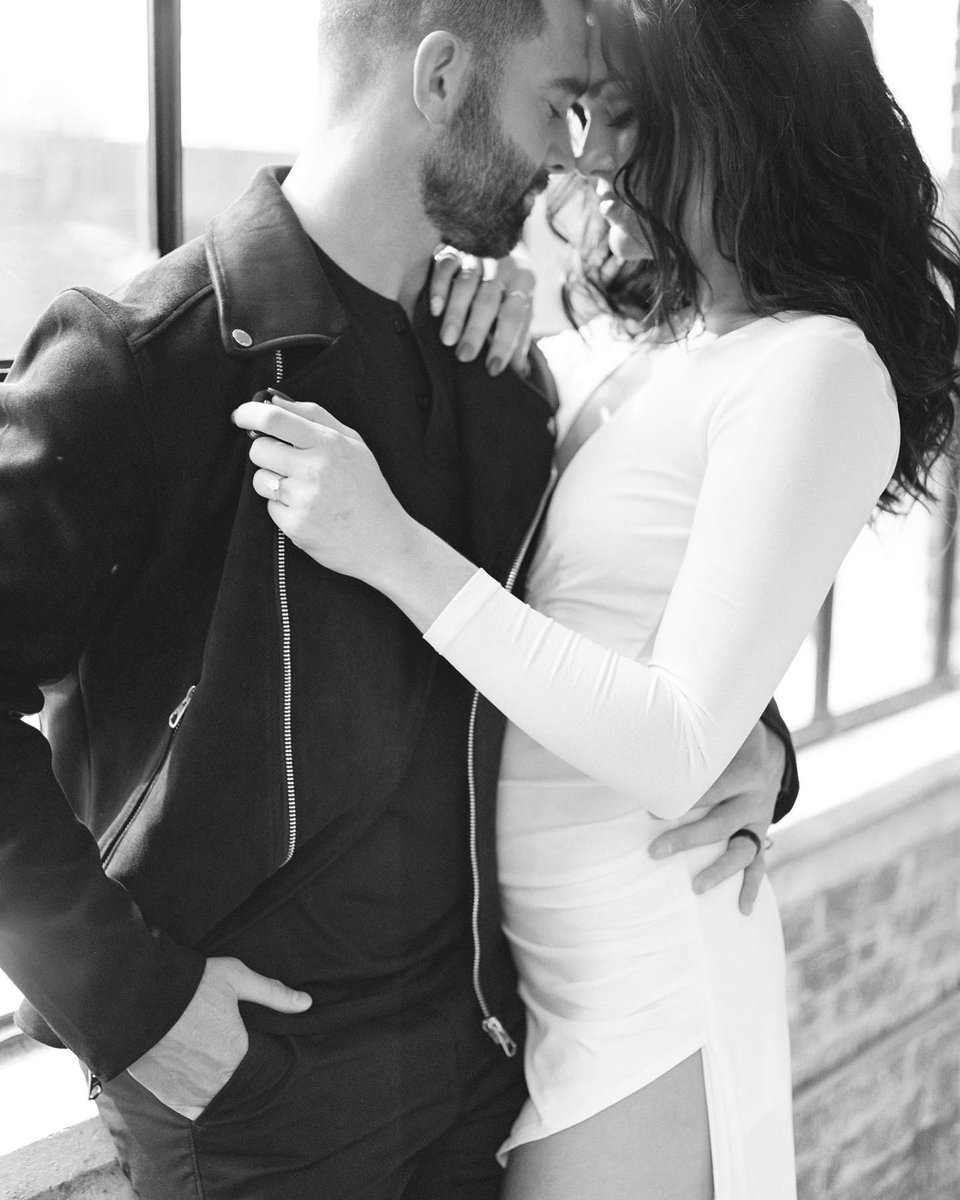 kyliemorgan's tweet photo. 100 days @JayAllenMusic  💕 📸 @misshunterberry https://t.co/Dxp3QXBUNY