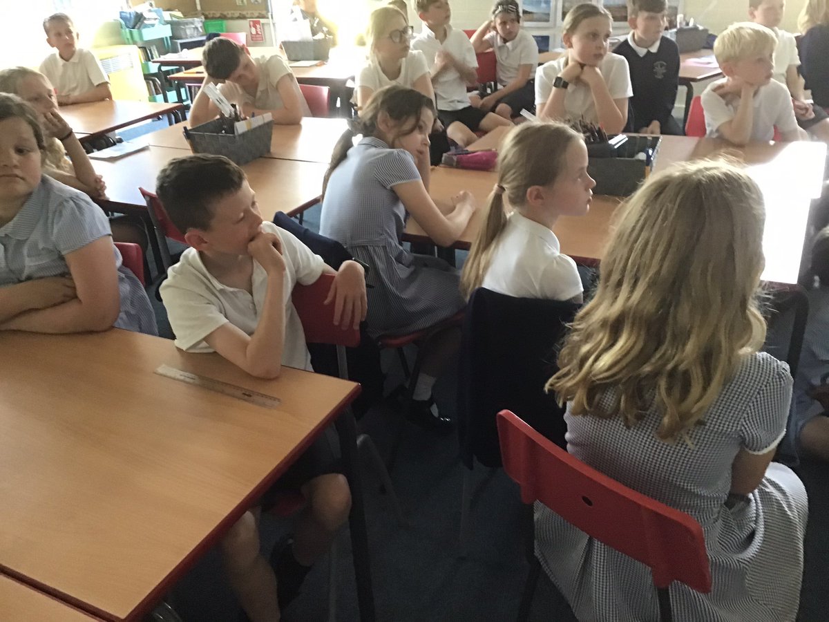MrsClaassen_KPA's tweet photo. In Science we are learning about ice caps, why they are melting and what affect it has on animals living there. Great discussions and passion fuelled opinions followed. Our big question is: what are environmentalists doing about this problem? @KeelbyPrimary #Keelbyscience https://t.co/kSWmxSqUv7