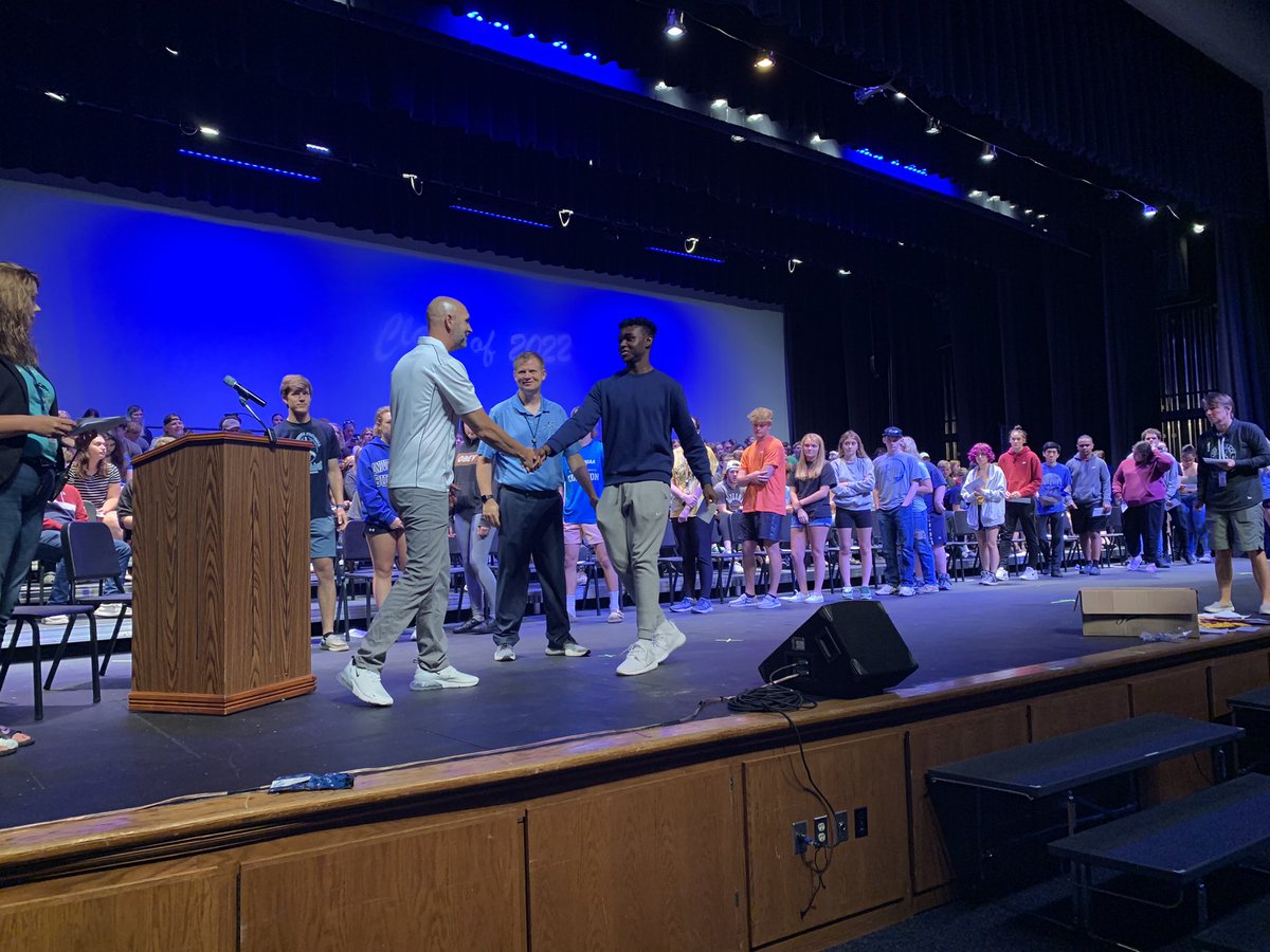 MrTDecker's tweet photo. Love the message provided to our seniors today at graduation rehearsal. So proud of these kids (and adults) and all that has brought them to today! #IRCSDrocks #WarriorPride https://t.co/wZtsJKjbaB