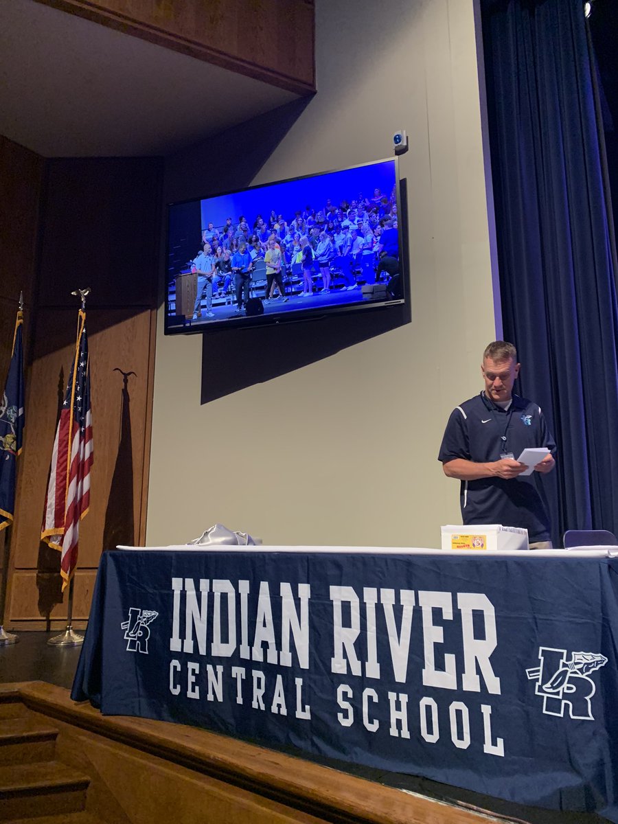 MrTDecker's tweet photo. Love the message provided to our seniors today at graduation rehearsal. So proud of these kids (and adults) and all that has brought them to today! #IRCSDrocks #WarriorPride https://t.co/wZtsJKjbaB