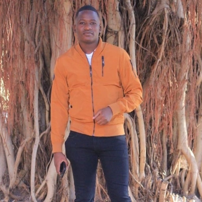 amantle_prince's tweet photo. #NewProfilePic https://t.co/TqF2gnavXN