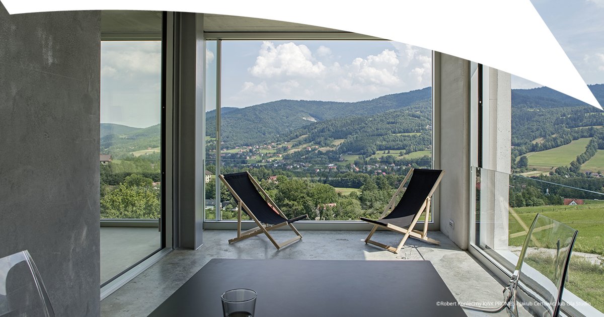 guardianglass's tweet photo. It can be difficult to maintain comfort inside. So why not thermally insulate your building with #ClimaGuard® #glass? It helps to keep a high level of natural #light while keeping your rooms cool during hot weather and warm during the winter. 🌡️ https://t.co/0HiLduEl34