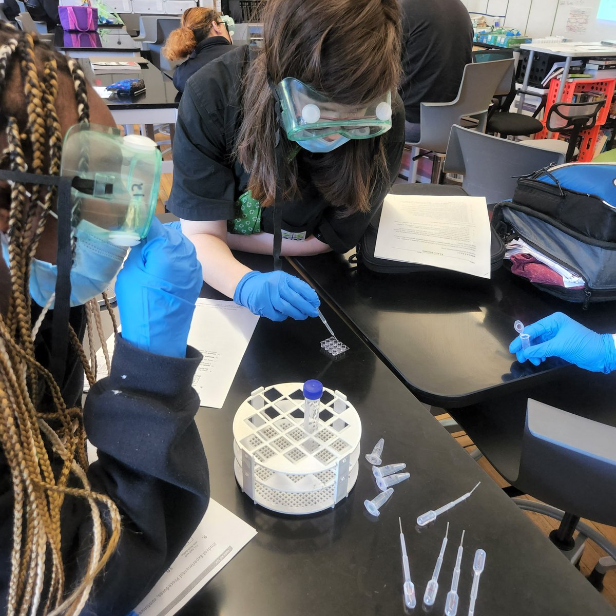 Smreed81's tweet photo. Students loved "feeling like a real scientist" with the Single Antibody ELISA Diagnostics kit.  So easy to follow and engaging!  

Thank you @edvotek for the gifted lab kit in return for an honest review! #edvotek https://t.co/Ol69JdWcjG
