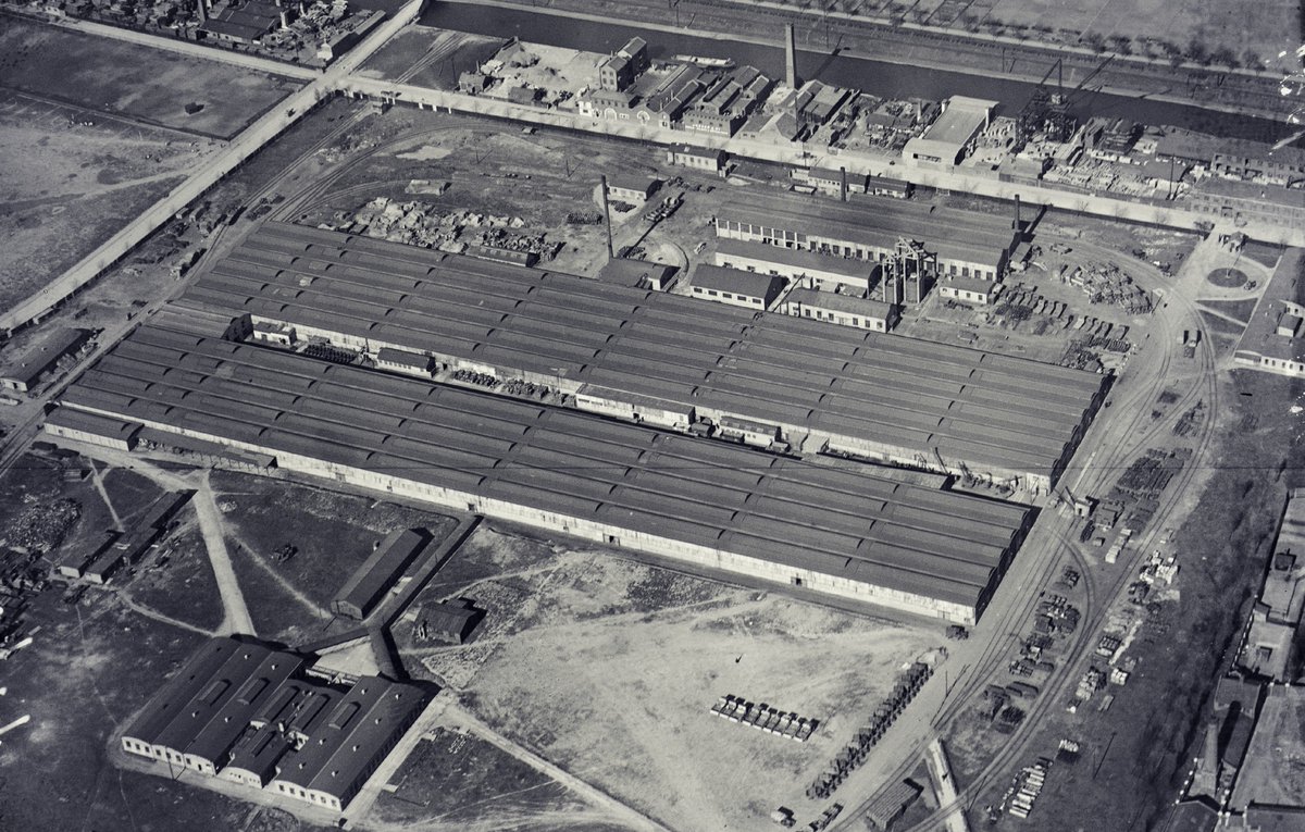 Alan Russell tweet media