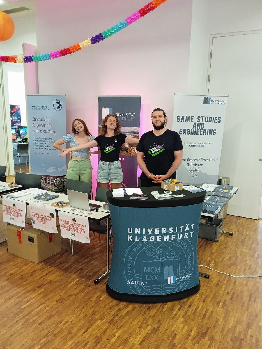 The GSE booth at <a href="/button_Festival/">button project</a> in #Graz is ready! Make sure to swing by when you have the chance, hang out, chat a bit, and grab some goodies!
#gamestudies #buttonfestival