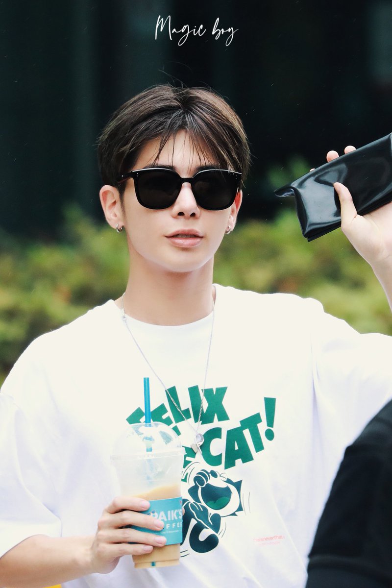 Magicboy_0205's tweet photo. 220624

baby boss？🫢😎

#TAEHYUN     #태현     #TXT https://t.co/X939plTibD