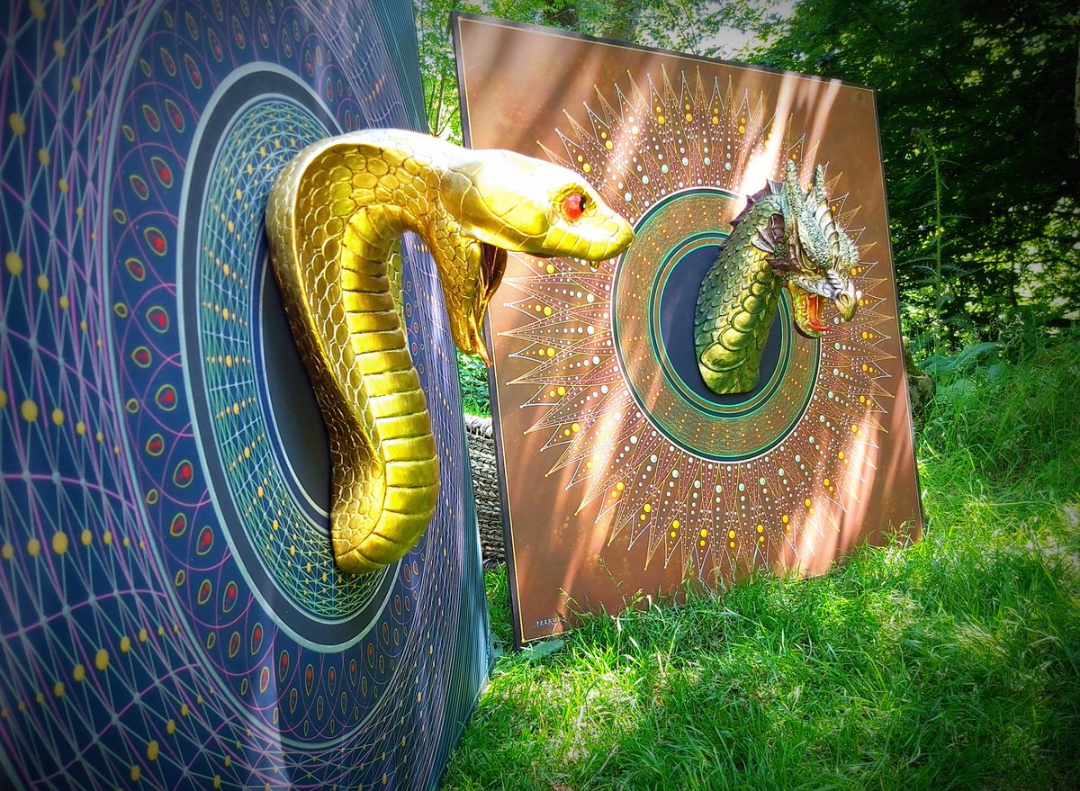 healingmajic's tweet photo. Ferrugo & Hypnosis
#futurefolklore https://t.co/cjqFYmk4ej