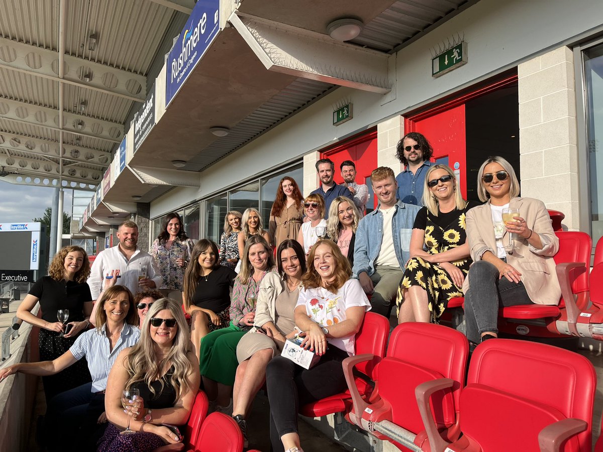 MorrowComms's tweet photo. Superb afternoon at the home of @UlsterRugby yesterday as we gathered to discuss the importance of our company culture and building for the future. Big thanks to @JP_Petrie for his inspiring words ahead of kick-off. #FightForEveryInch #TeamMorrows https://t.co/6dlF3wbivJ