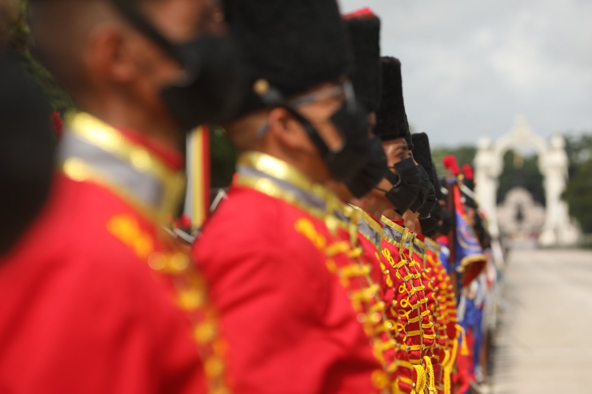 PrensaFANB's tweet photo. 📢 En unión cívico-militar, Celebramos este #24Jun, el 201° Aniv. de la Batalla de Carabobo y Día del Ejército Bolivariano, donde los soldados junto al pueblo, se unieron, lucharon y vencieron a la fuerza española, para darnos así, el bien más preciado: ¡Nuestra Libertad! https://t.co/pvbXLH53Px