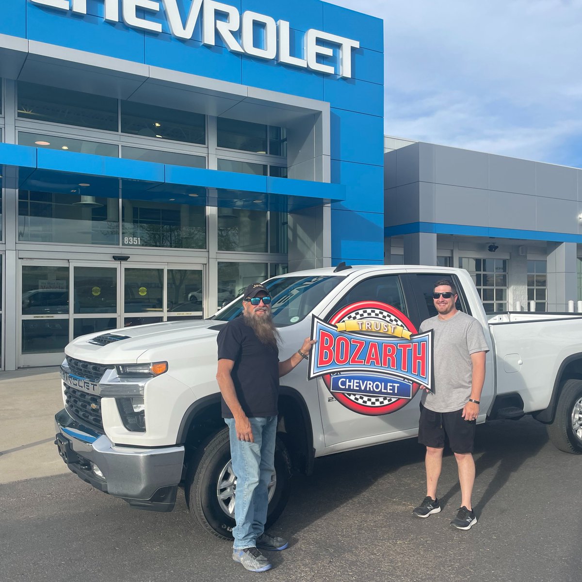 BozarthLoneTree's tweet photo. Another happy customer enjoying their new Chevy Silverado HD from Bozarth Chevrolet! Stop in today and experience why Bozarth is "The Most Trusted Name in Automobiles! 

#BozarthChevrolet #ChevyDealer #HappyCustomer #Chevy #ChevySilverado #Silverado #LoneTree #Chevrolet https://t.co/rM26ijhg4h