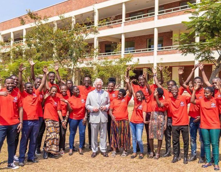 HarambeeRw's tweet photo. It was such an honour to receive a visit from HRH Prince Charles - @ClarenceHouse, to meet graduates of Harambee's Problem Solving for Earning programme, delivered in partnership with @PrincesTrustInt. #CHOGM2022 https://t.co/3xXCNoyDzk