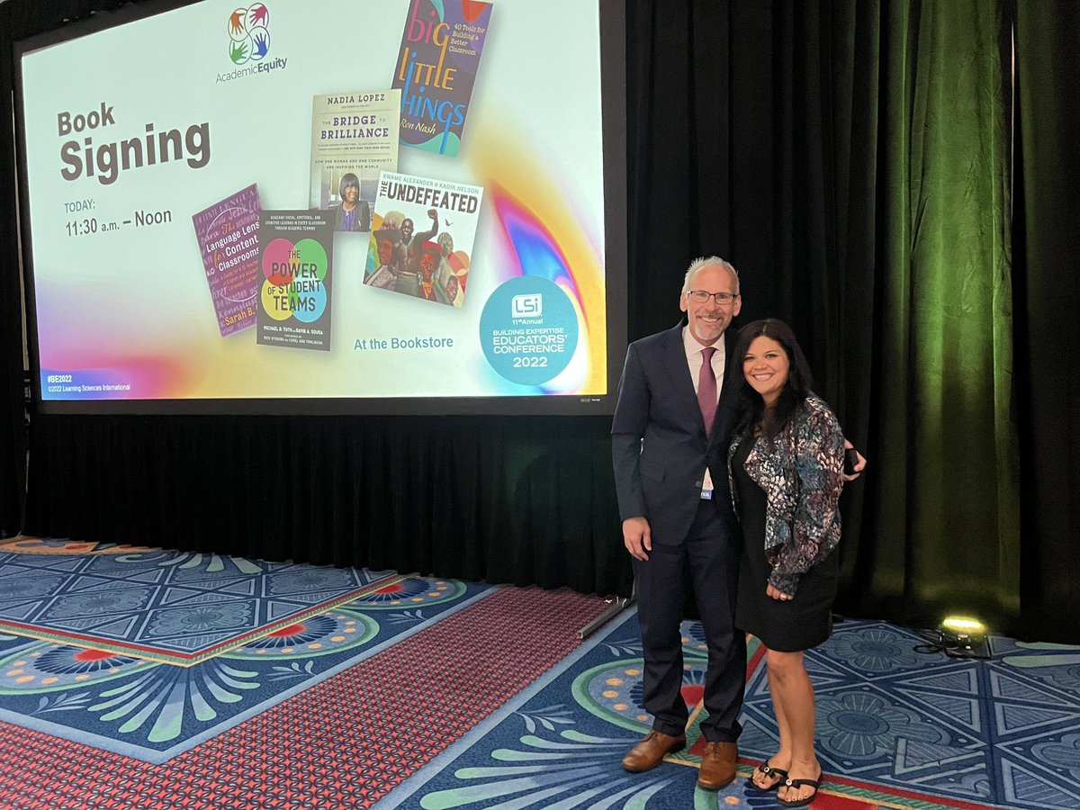 sdu46's tweet image. Our #U46Team continues to represent at the #BE2022 conference! Supt. Sanders and Harriet Gifford Kindergarten teacher Rosie Torres discuss the U-46 supports, resources and happenings to continue building #teacherleaders, address equity &amp;amp; their impact in the lives of our students.