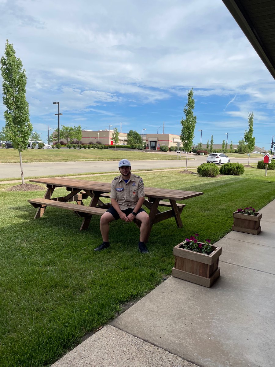 Eagle Project Complete.
Back years ago I said I wanted to do something that would have meaning, I hope it does.
My project was a 12’ wheel chair accessible picnic table and 2 planter boxes for the child advocacy center