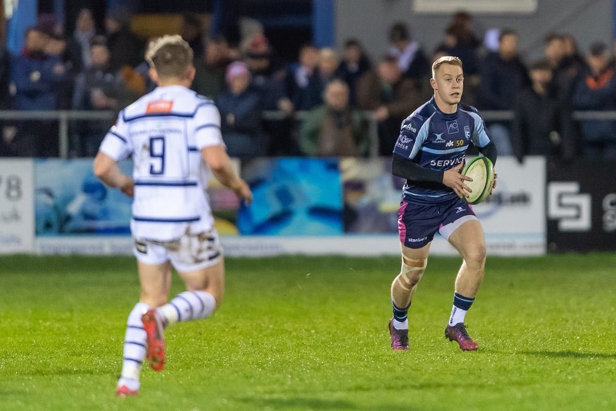 BedfordBluesRFC's tweet photo. 🇭🇰 @mattyworley could become the 42nd player to receive international recognition while at GR following a call up to @HongKongRugby 🙌

🔥 The Dragons face South Korea on Sat 9 July with the victor facing Tonga in a 2023 @rugbyworldcup qualifier 🏉

➡️ https://t.co/WPYKwPLUIG https://t.co/vofoSngHCi
