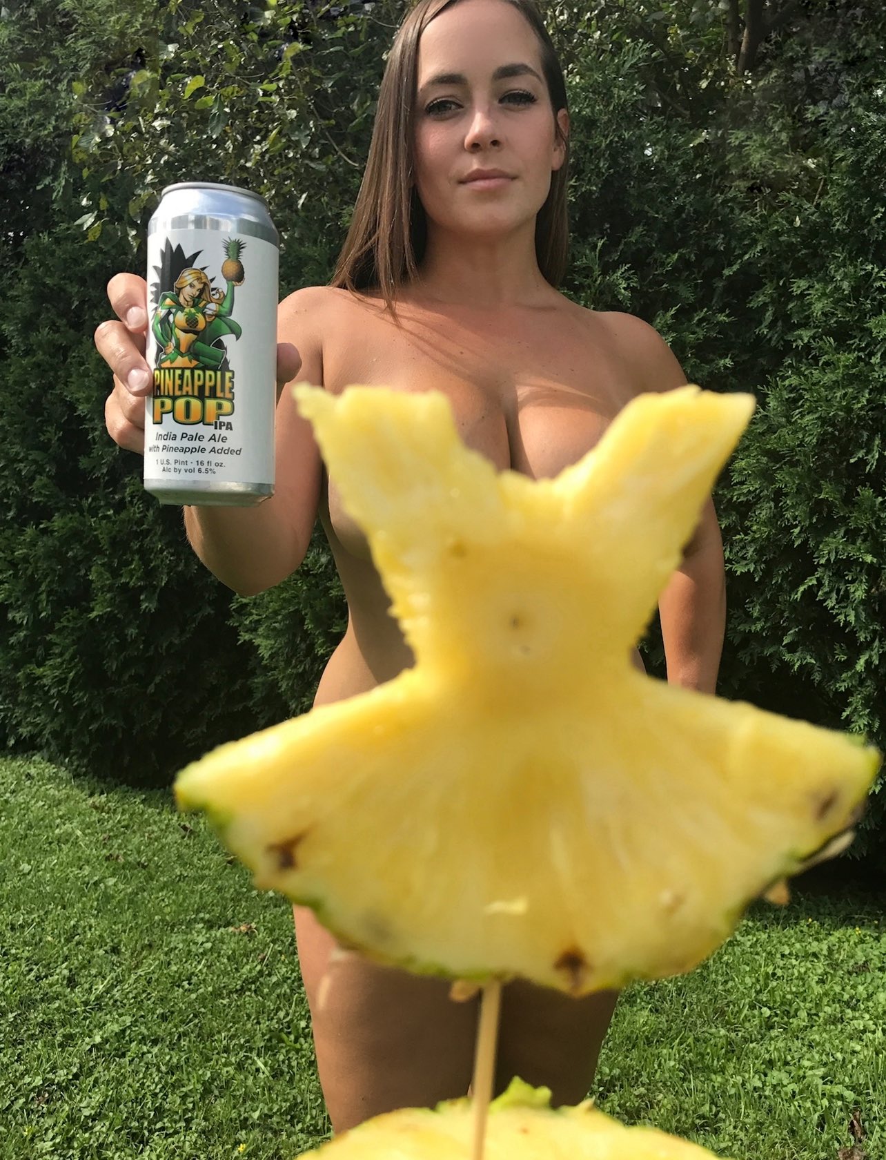 Hoppy floppy on X: Make sure to eat all your pineapple 😁🍻🍍  t.coMxVXG7E42W  X