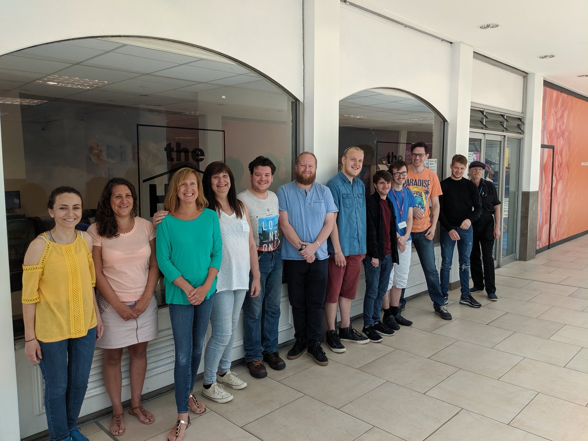 📆 #SmallCharityWeek 📆
🌟 Introducing South Essex Community Hub

📍 About South Essex Community Hub:
We are a registered charity set up to support the communities of South Essex and enable them to thrive. Find out more: bit.ly/3NobJUK

🏷️ <a href="/SECHCharity/">Help In Hub - SECH</a> @SCWeek2022