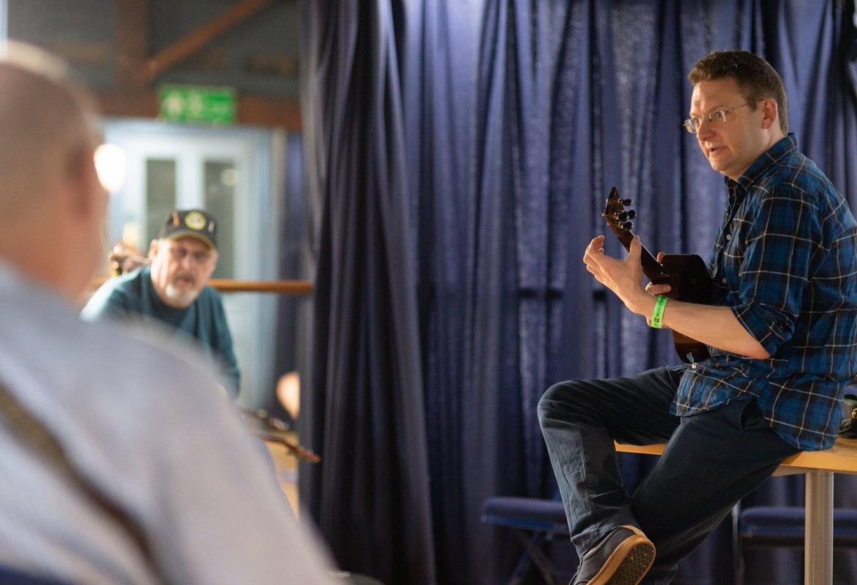AndyEastwoodUK's tweet photo. Just a few of James Millar’s fab photos from #GNUF last weekend… #ukulele https://t.co/PmQZpNJjLT