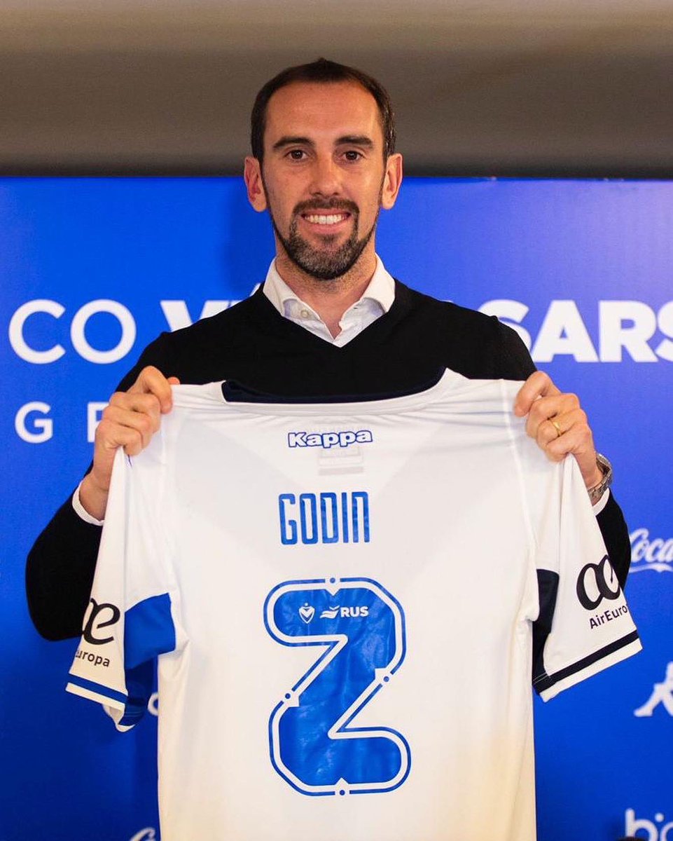 Trayectoria, líder y ganador. 
Las 3 palabras que definen a Diego Godín. 

¡Bienvenido a Vélez Sarsfield, Faraón!