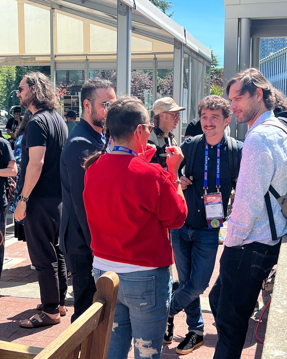 I wrote a little something for <a href="/okanaganz/">David Wylie</a> magazine! It is about the great peeps <a href="/CannaReps/">CannaReps</a> &amp; their Edmonton Collectors Cup 
 okanaganz.com/oz/features/co…