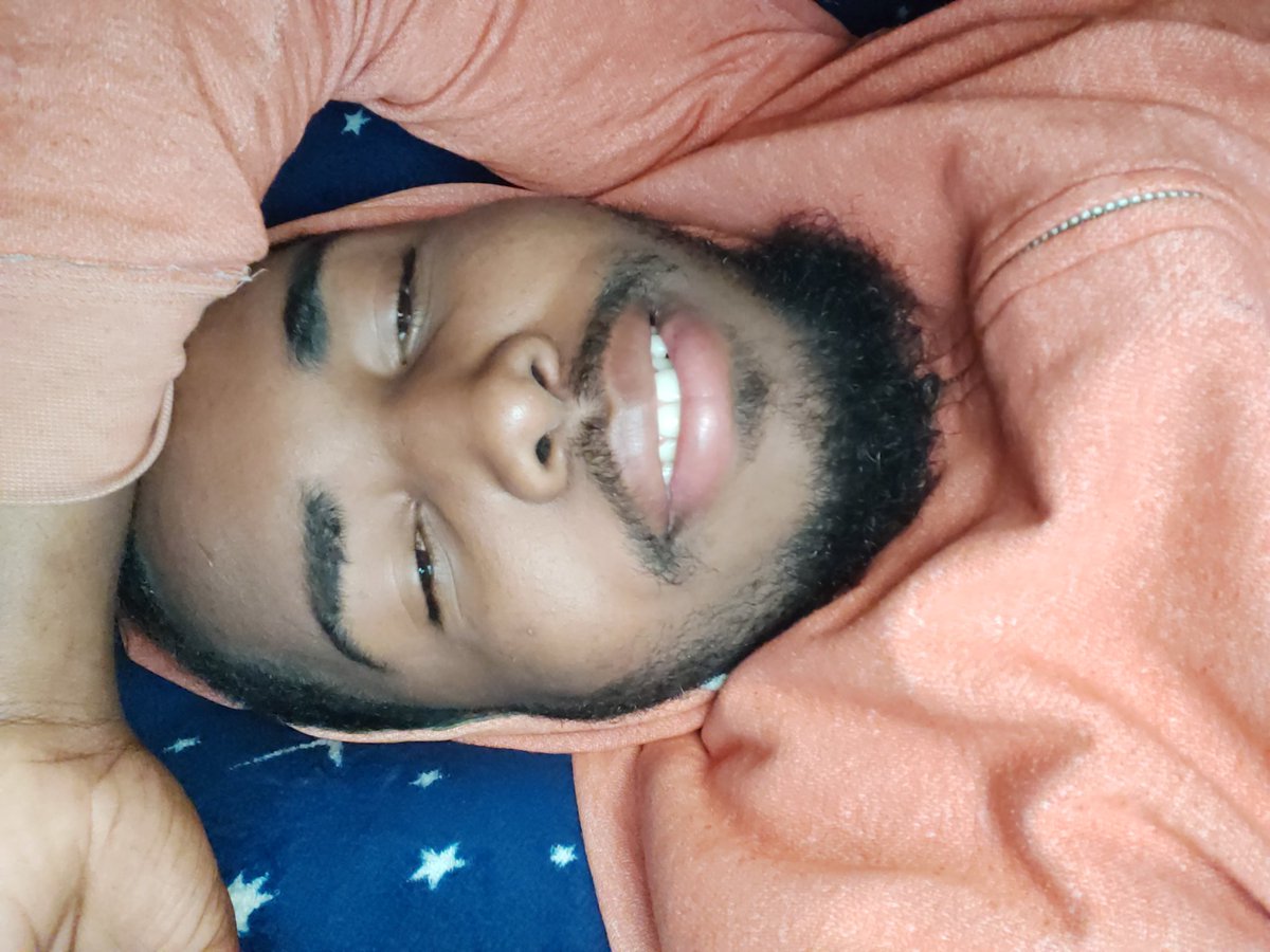 ThadNada's tweet photo. Si vous voulez vivre une vie heureuse, attache-la à un but, et non pas à des personnes ou des choses ✌🏽
#Thadnada #Haiti #Allbusiness509 https://t.co/Myf5PFLYMA
