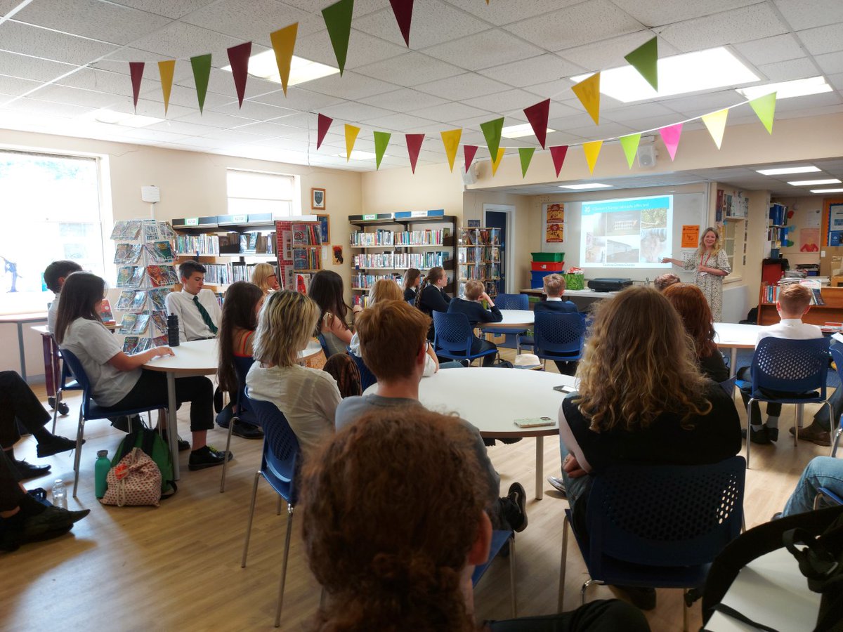 ☀️🧭🍃Fantastic morning learning from the <a href="/nationaltrust/">National Trust</a> today with some keen geographers. Thank you for organising Mr Chittock and team.🍃🧭☀️
