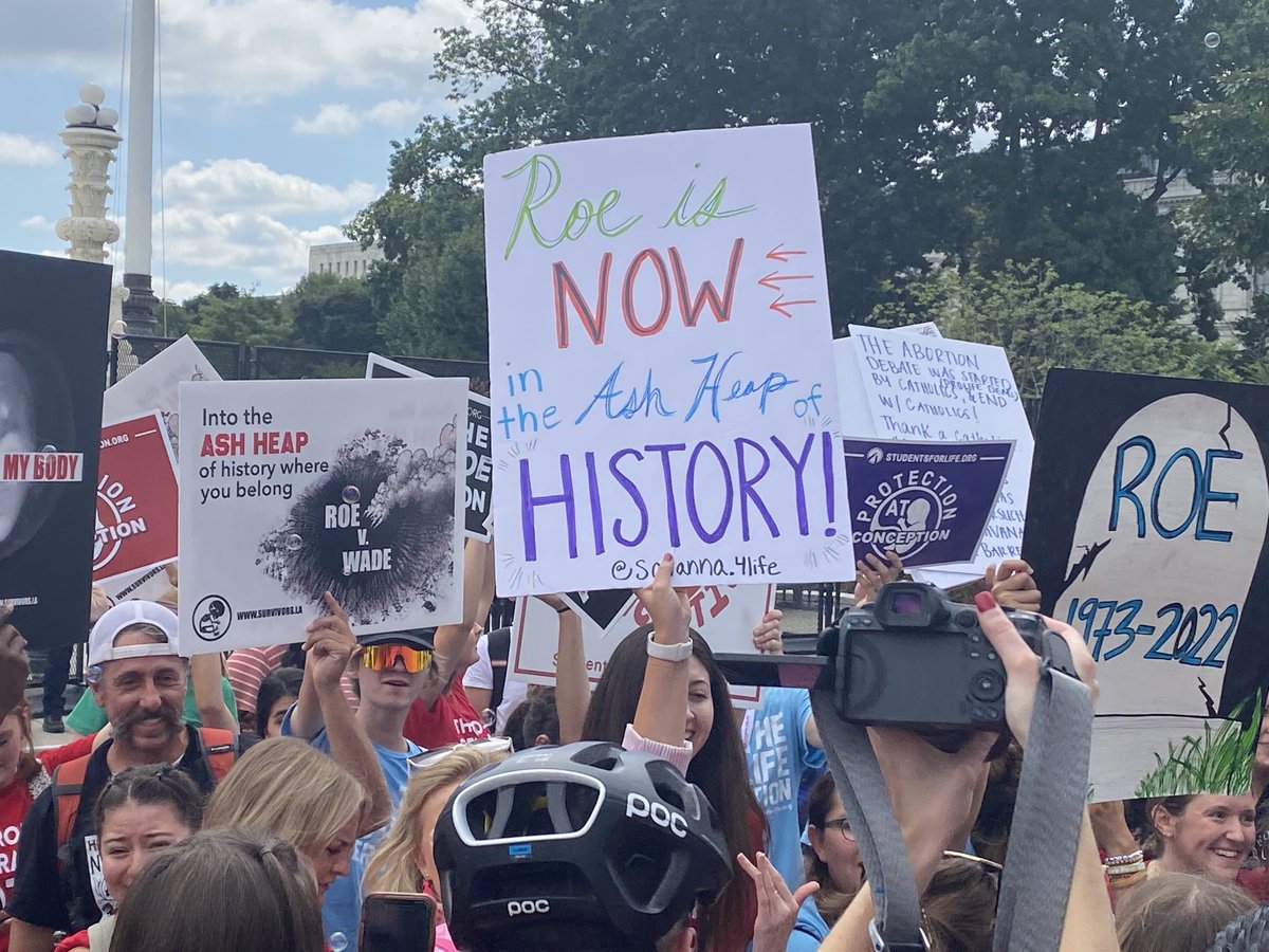 Sha_Cathey's tweet photo. Moments ago outside the Supreme Court https://t.co/ZehPg8Ys3X