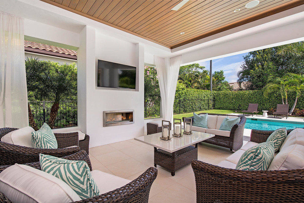 Have you thought about adding a transitional patio to your home? 

It's the perfect way to blend your indoor &amp; outdoor living. 

This roof extension adds the perfect amount of cover for outdoor entertaining — with the pool on one side and kitchen on the other!