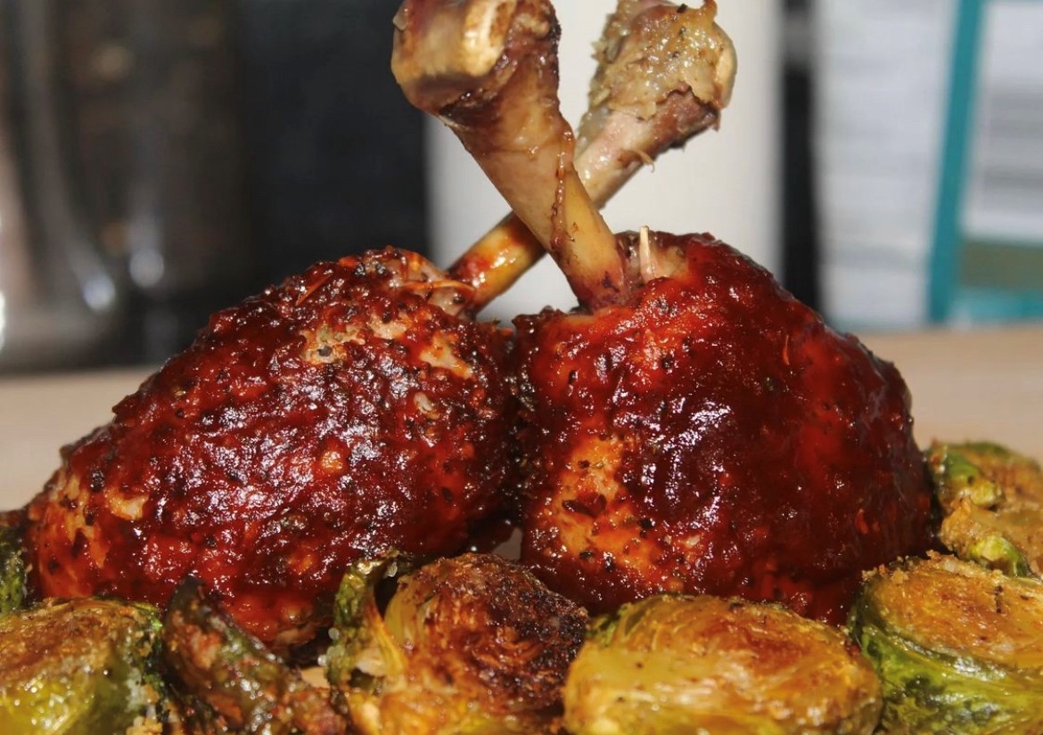 CountrySmokers's tweet photo. "Chicken lollies and brussel sprouts done on my @CountrySmokers voyager!" - Chef Bunz

It's. Just. That. Simple.

Seamlessly add wood-fired flavor to your favorite foods at: https://t.co/AkrqgnEbEz
-----
#CountrySmokers #BBQ #OutdoorCooking #SundayFunday https://t.co/r26Nx8S4pu