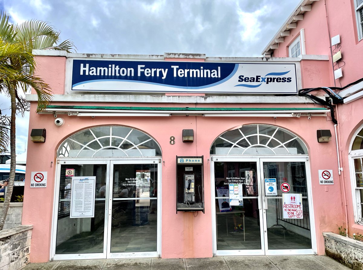 SashaEats's tweet photo. @MyVirtualVaca @Bermuda @BTAInsights @WeAreBermuda @DockyardBermuda @investBermuda @BdaGovernment @OdetteDunn @sl2016_sl @HHLifestyleTrav @MadHattersNYC It’s a special place, Alyson ❤️🇧🇲💜

#SashaInBermuda #Travel #Bermuda #TravelAgain https://t.co/ZQUyfjfQ5n