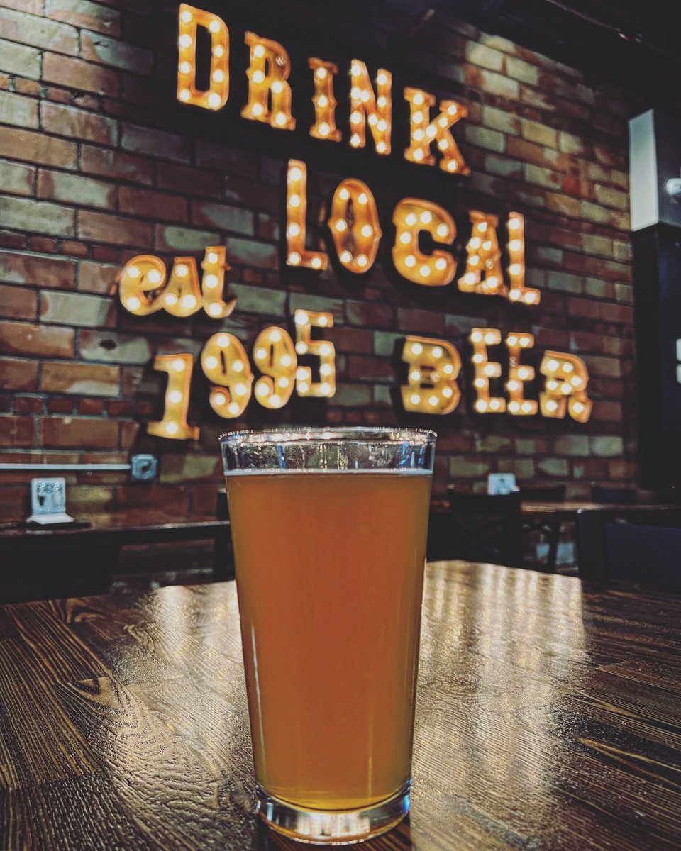 I am so excited to tell you about Visit Detroit's new program: The Detroit Brew Trail! Alongside great sips, it's the perfect opportunity to explore Metro Detroit. Learn more on an interview I did recently with WWJ’s Erin Vee: bit.ly/3xRAZgj 📷 Royal Oak Brewery