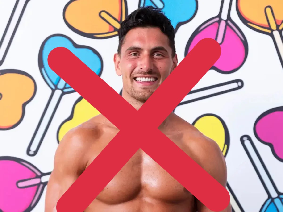 UTDJAY10v2's tweet photo. Retweet if you hate Jay I want to see something #LoveIsland https://t.co/3rjQcCTRjc