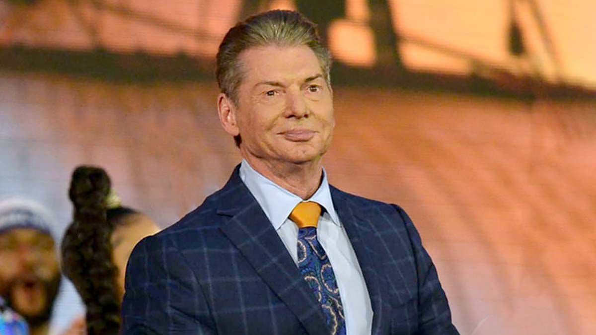 ElEsquinero_'s tweet photo. ⚠️ ÚLTIMA HORA SOBRE EL FUTURO DE VINCE MCMAHON❗️

NOTICIA importante sobre el FUTURO de VINCE en WWE… los DETALLES en DOS HORAS en TWITCH 💎

➡️ https://t.co/FyJwduHwDq https://t.co/K6HHOFwKsa