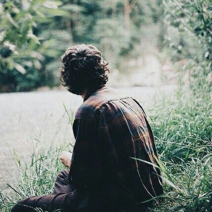 SASarahsunshine's tweet photo. A young #Hannigram AU in the 80s, Italy.
.
.
.
Hannibal doesn't stand a chance against the other boy he sees while sketching in the park on a lazy summer afternoon. Without uttering a word the stranger has already stolen his heart, his soul, his very being. https://t.co/MYufpPWIbU